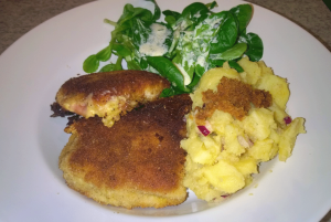 Cordon-Bleu-mit-Kartoffelsalat