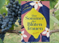 "Der Sommer der Blütenfrauen" ist ein facettenreicher Roman über das Leben !!